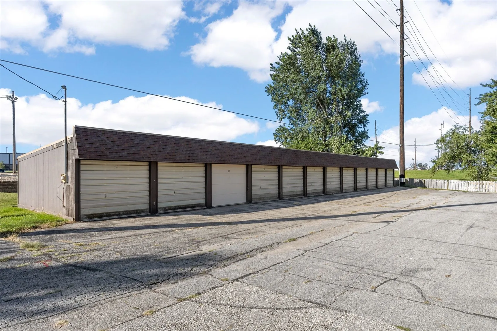 1 Stall garage #38