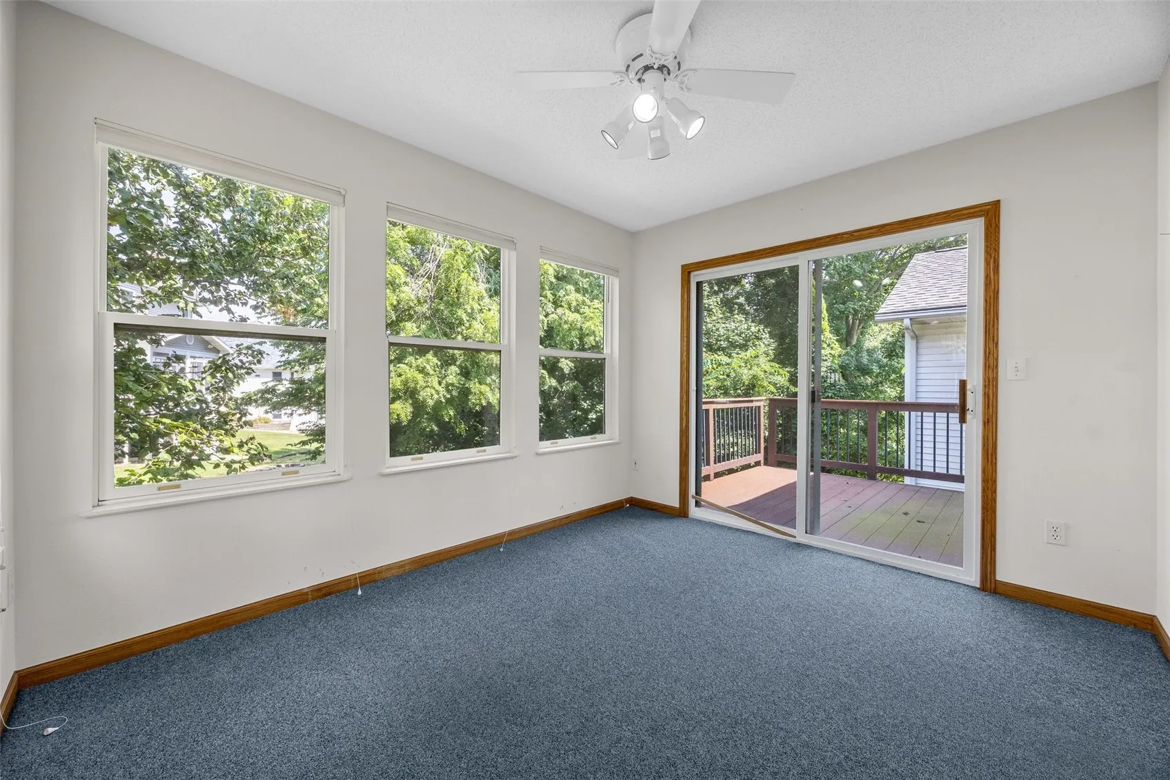 3 Seasons Porch