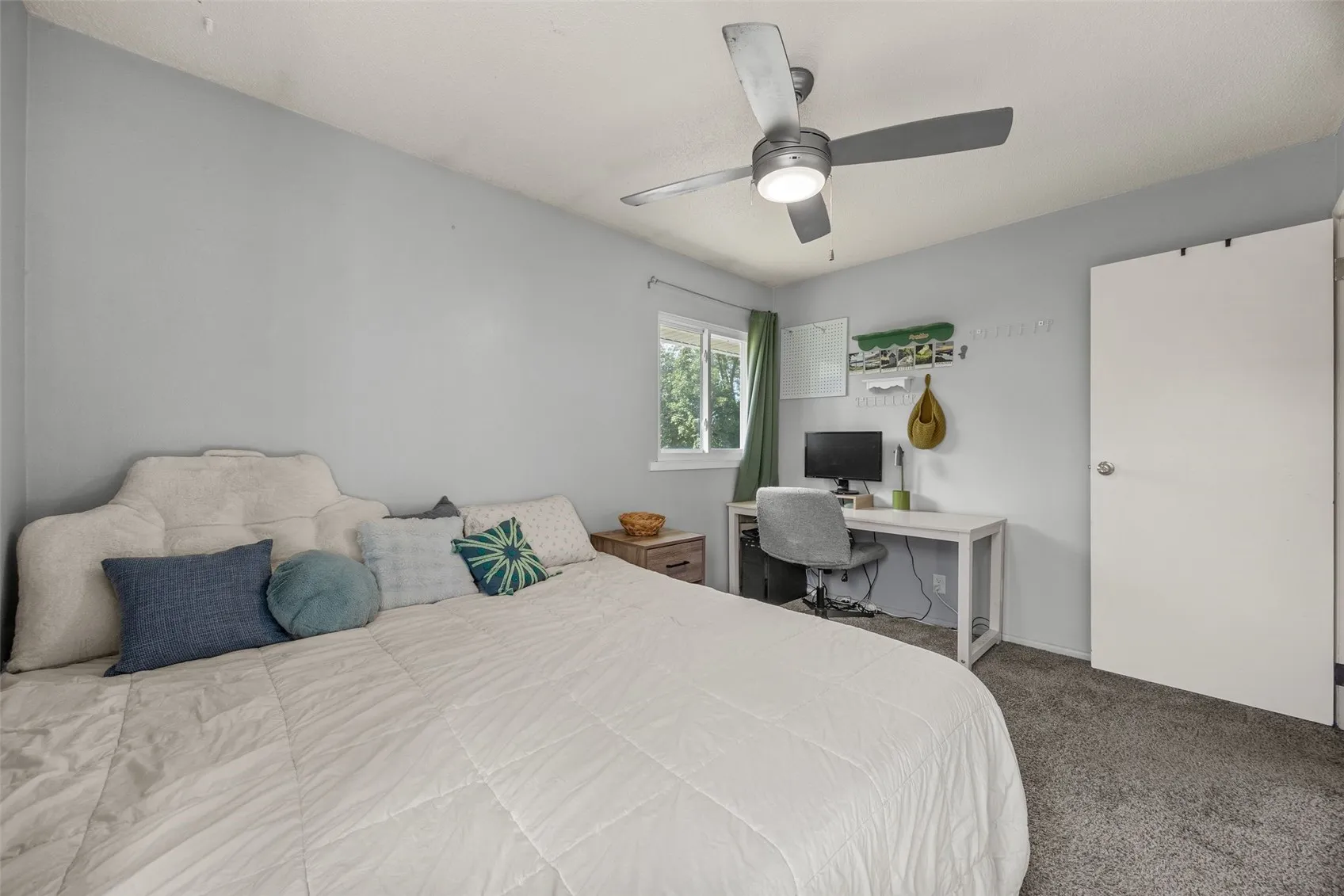 Master bedroom- level 1