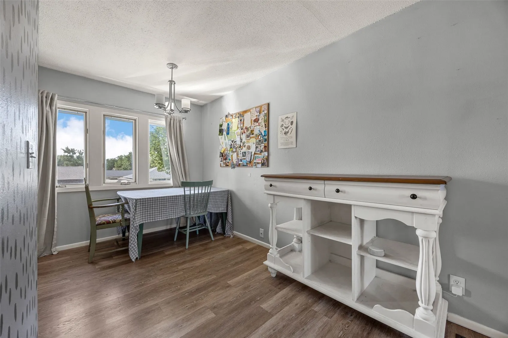 Dining room- level 1