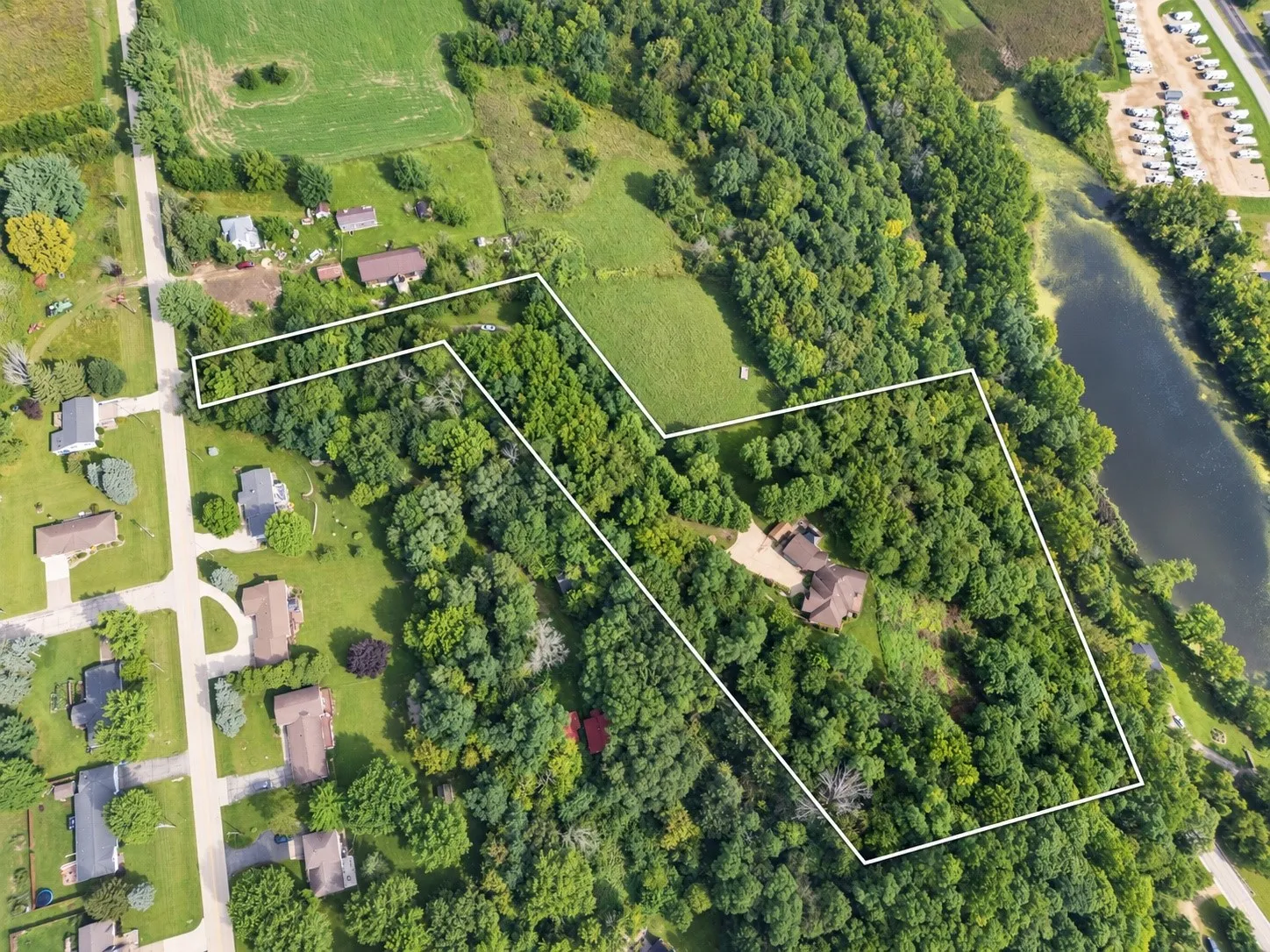 Property w lot lines