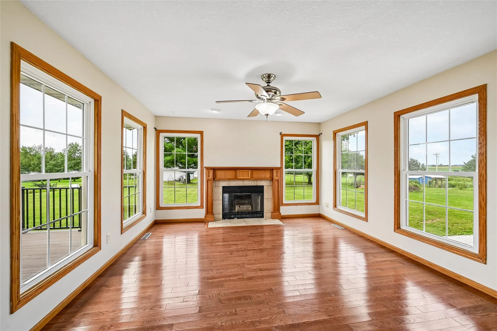 4-season room with a fireplace
