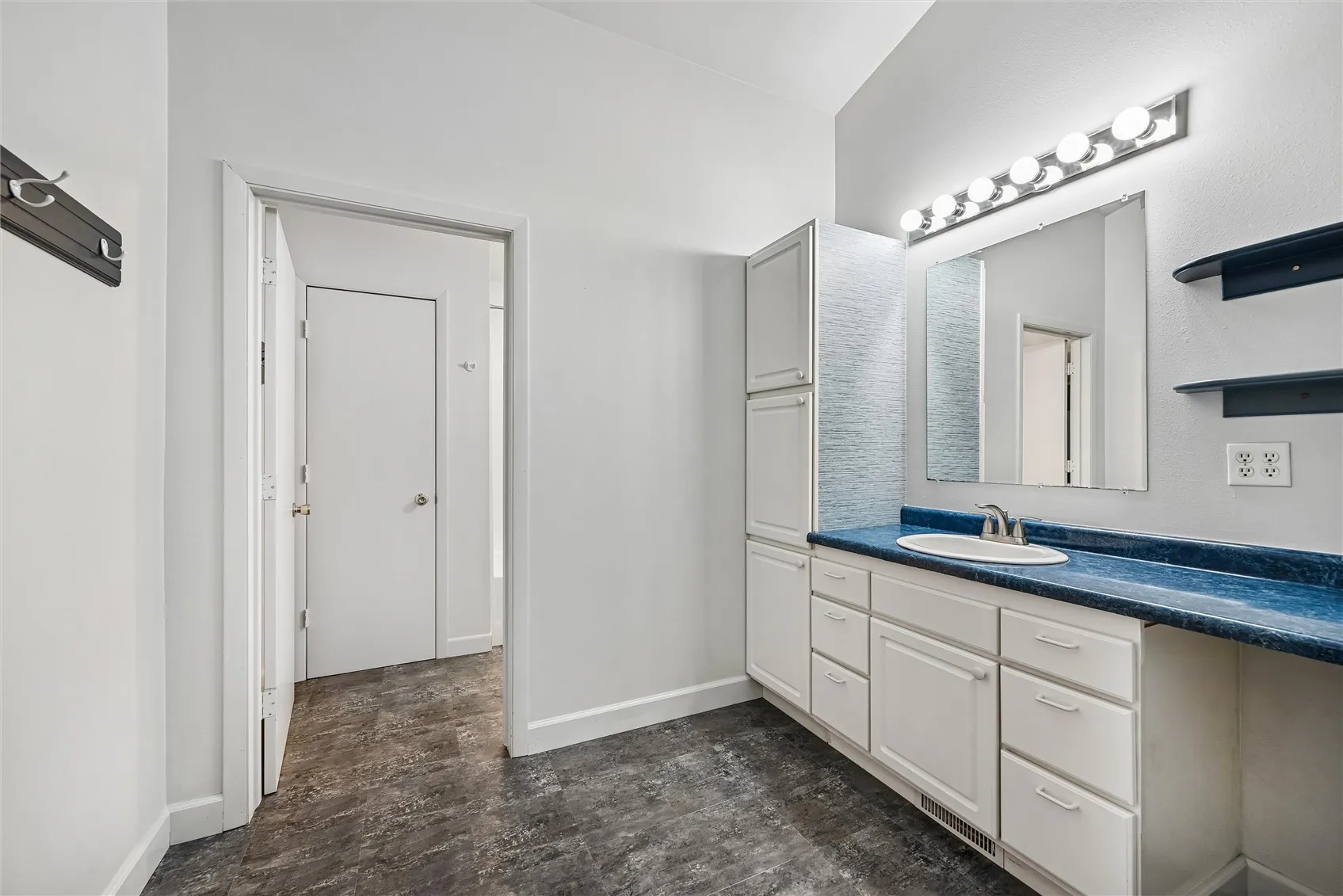 Main Bath