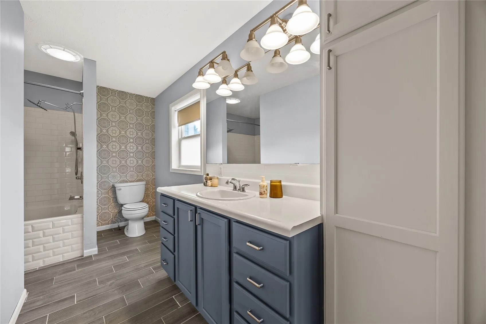 Primary Attached Bathroom