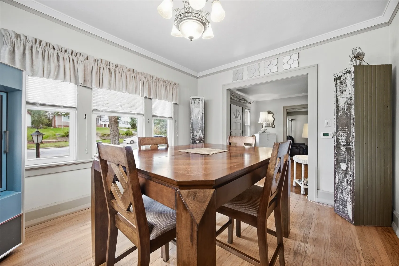 Formal Dining