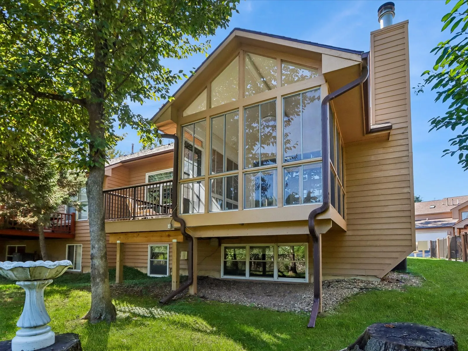 Exterior Back and Common Space