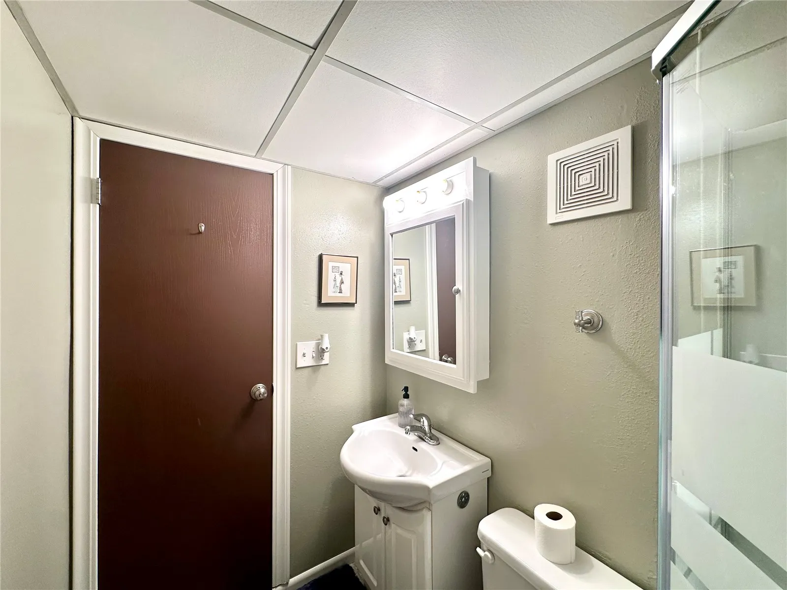 Lower-level Bath