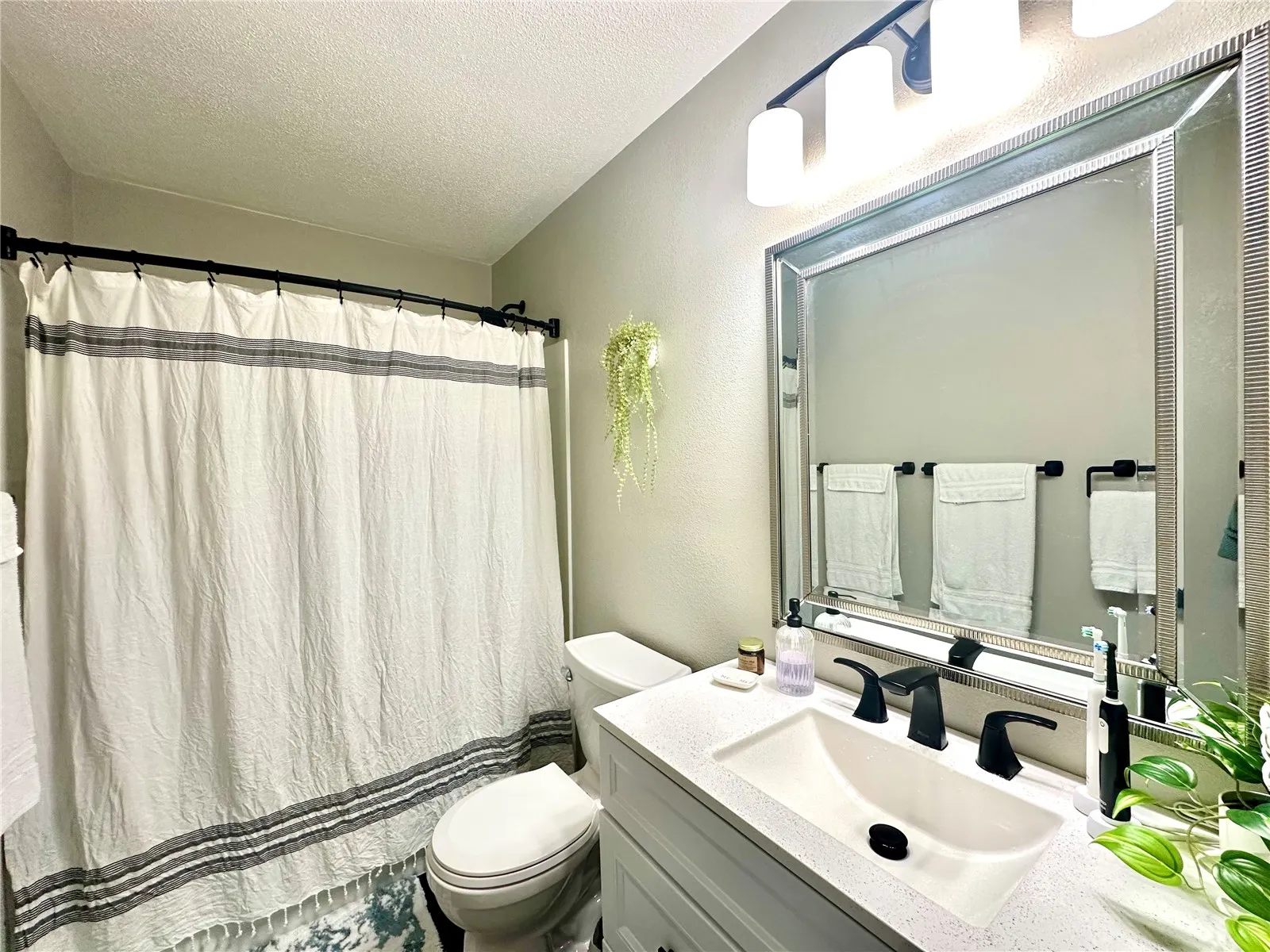 Main Level Bath