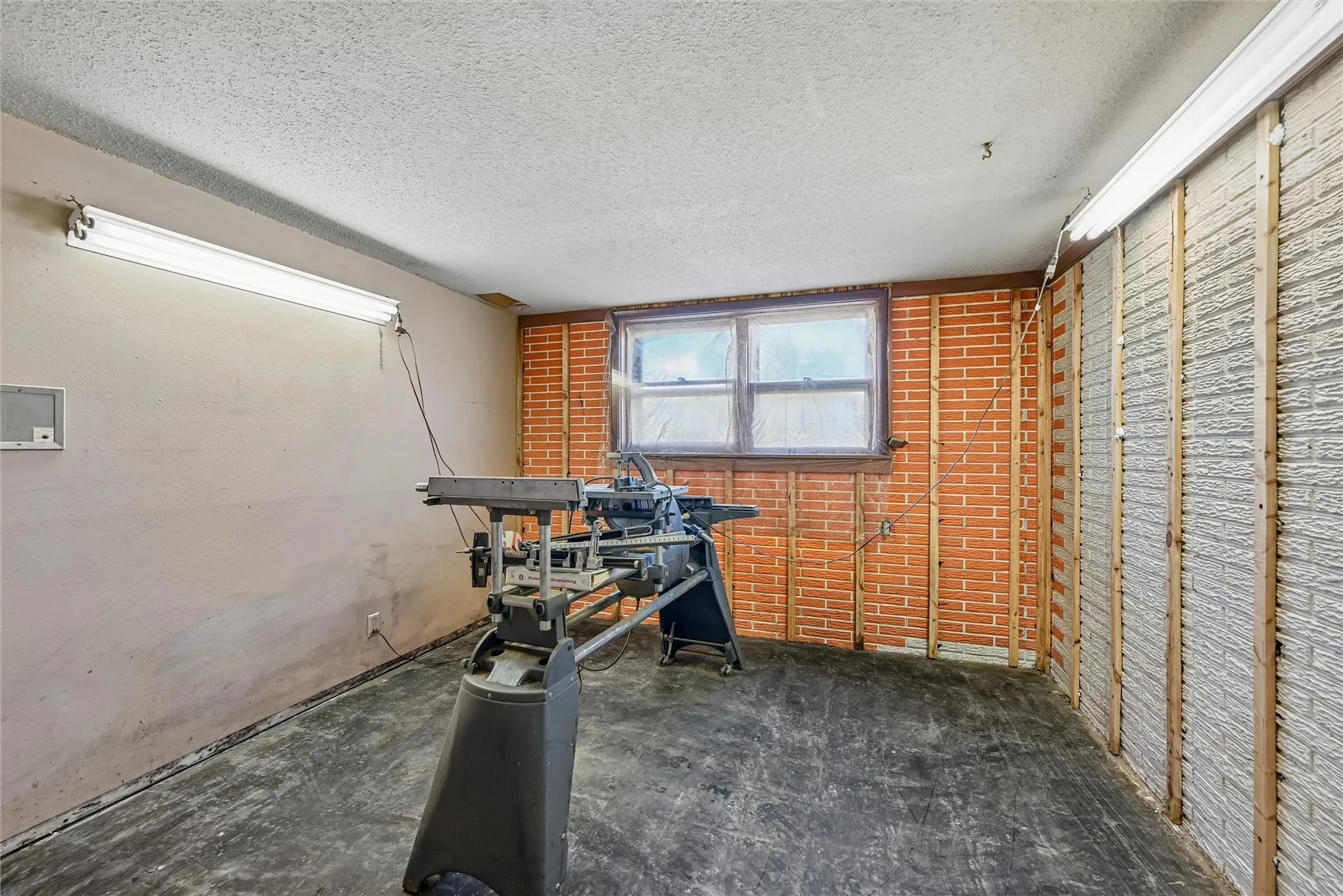 basement - 4th bedroom