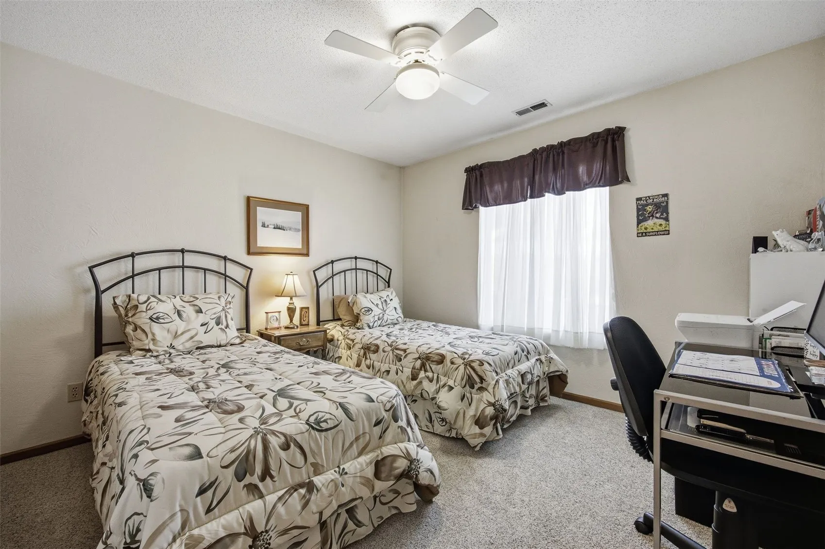 2nd bedroom