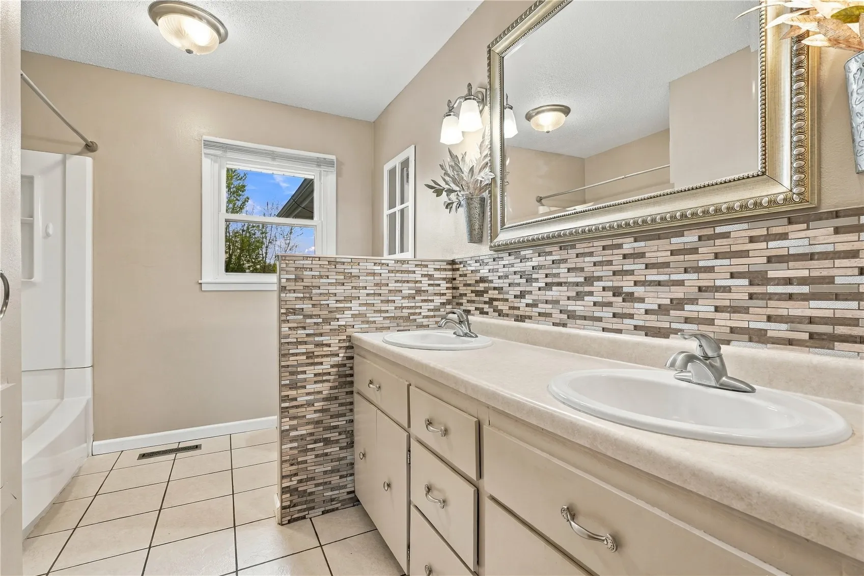 Main Floor Bathroom w/ Dual Vanity