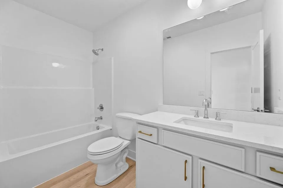 LL full bath