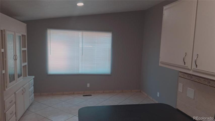 Thumbnail 28