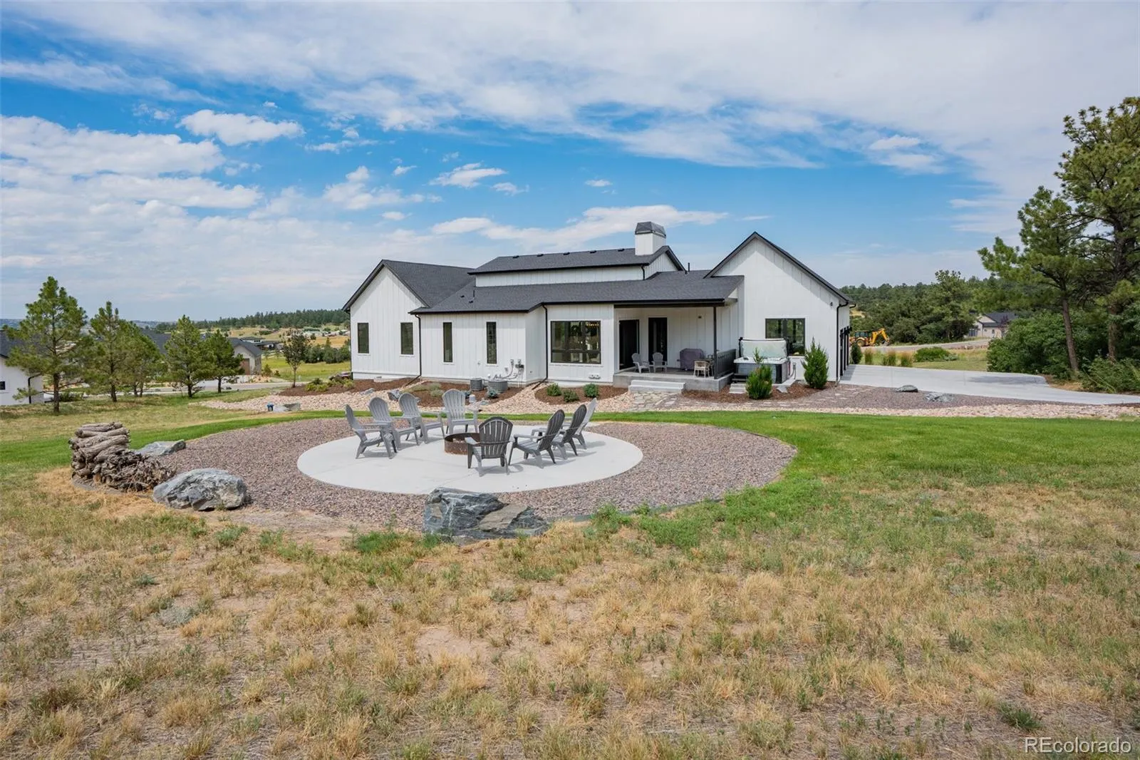 Arrowpoint Estates