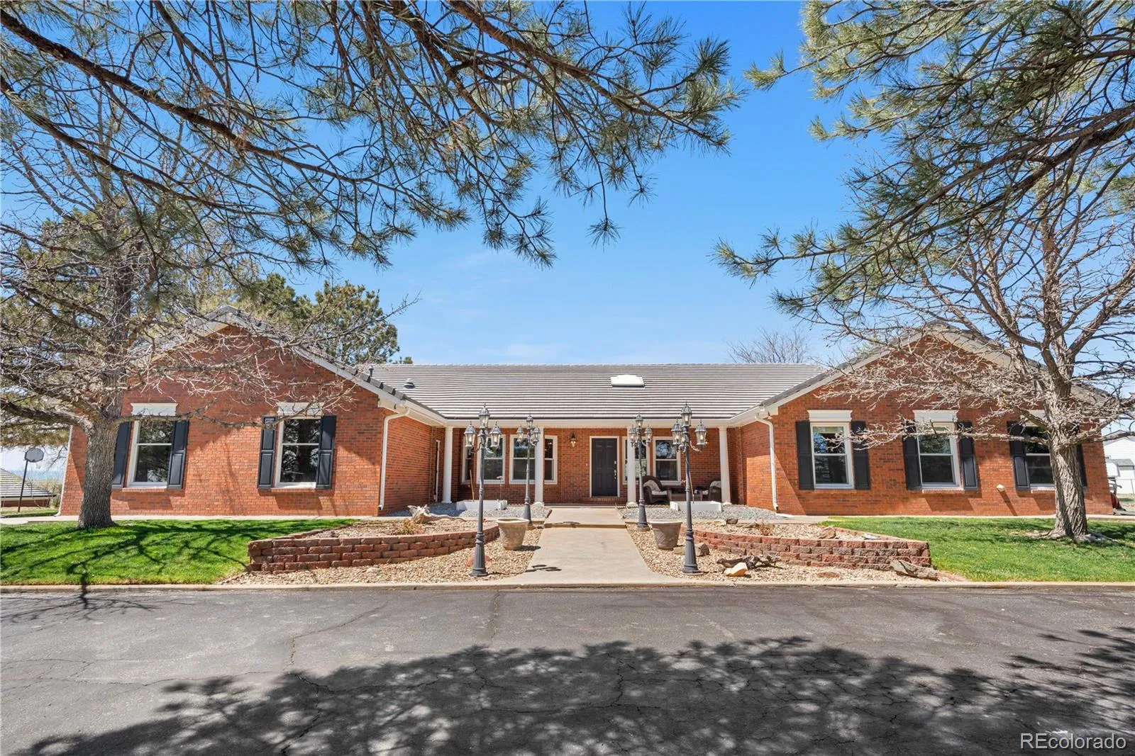 Thunderbird Estates