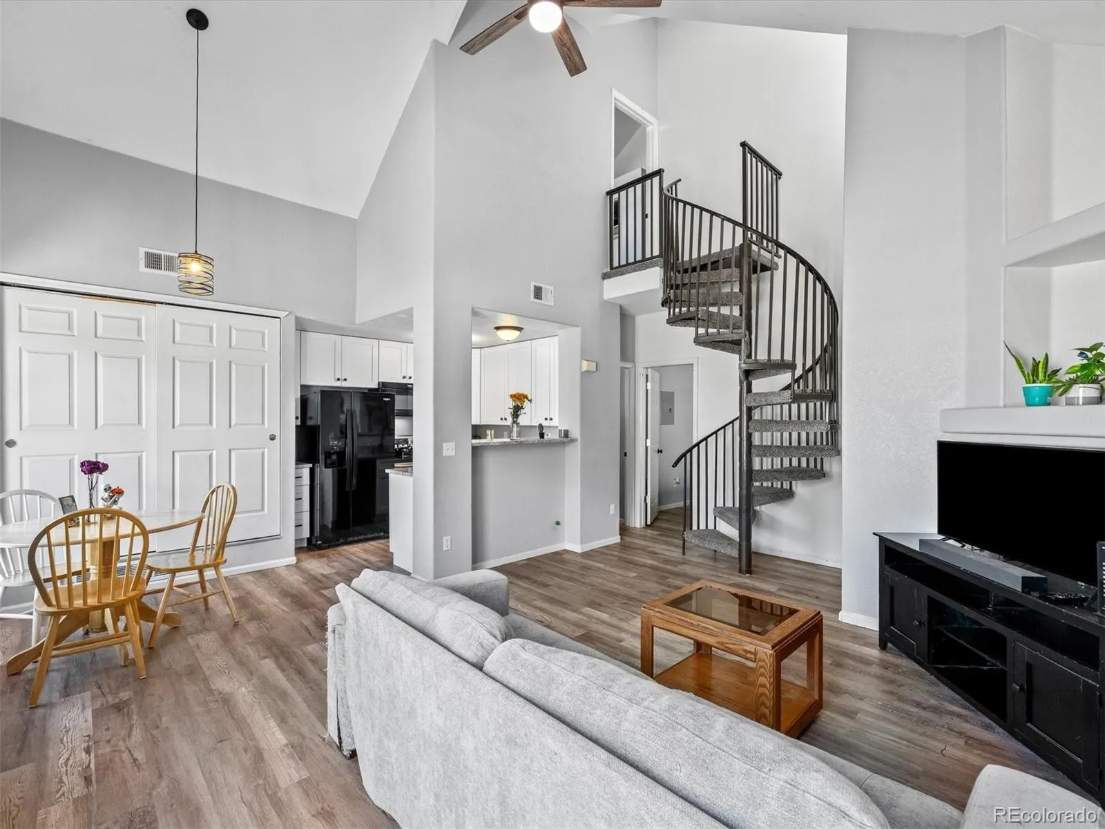 Colony at Marina Pointe