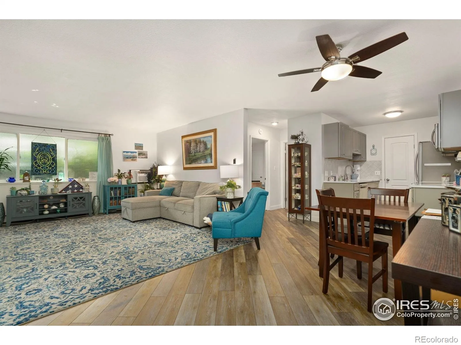 Parkwood Gardens Condo