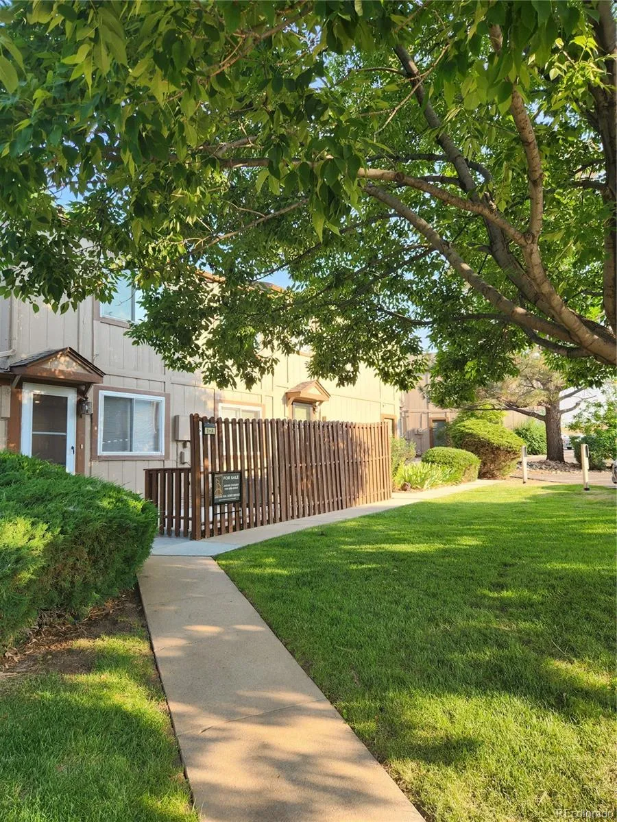 Columbine Townhouses III
