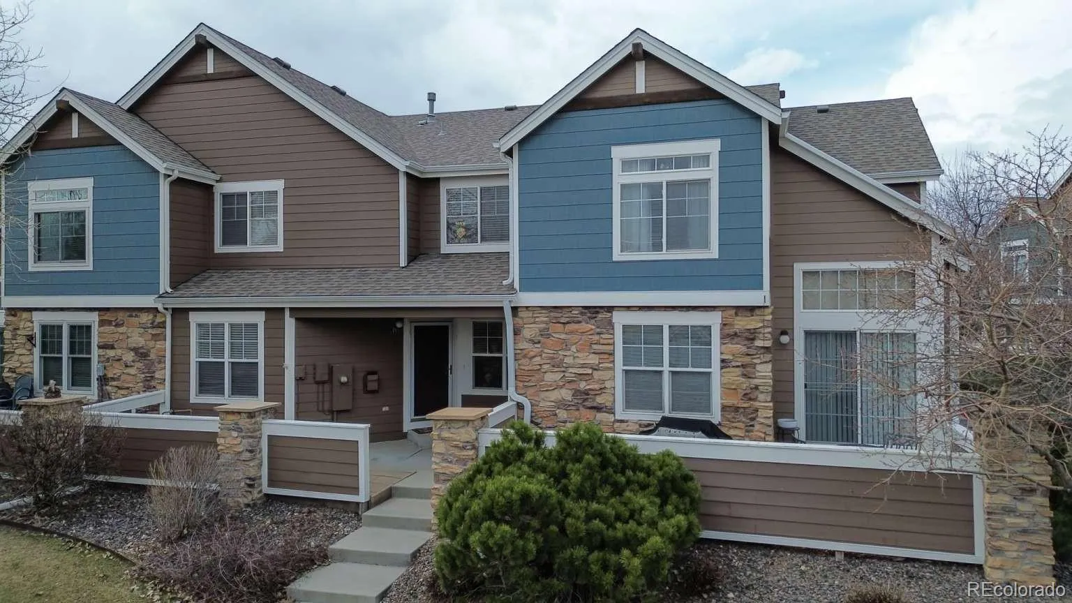 Old Farm Townhomes