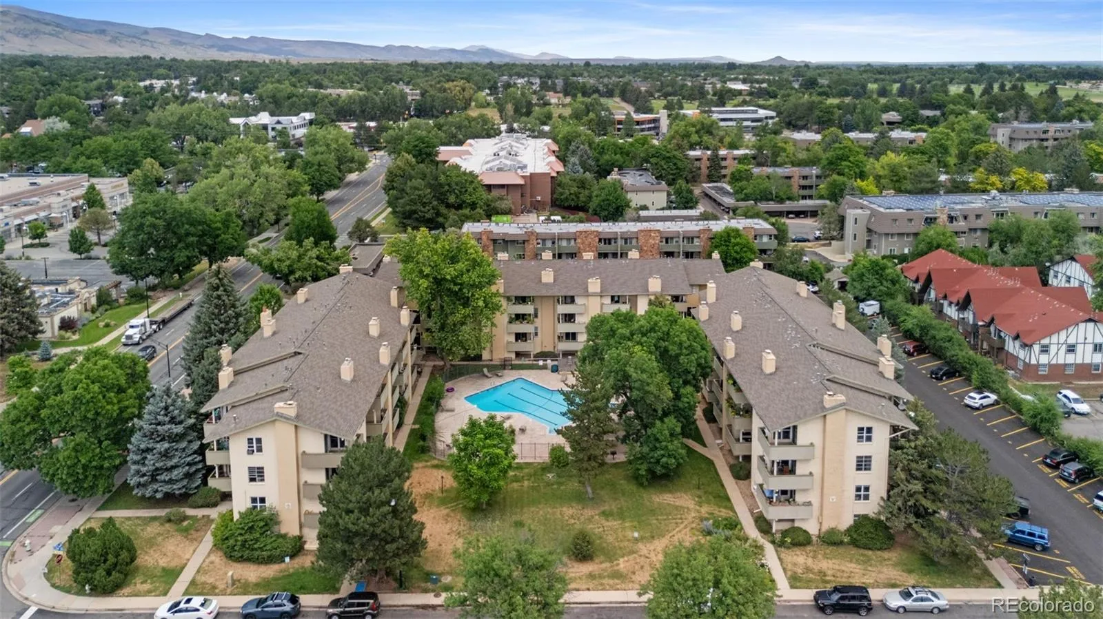 Stratford Park West Condos