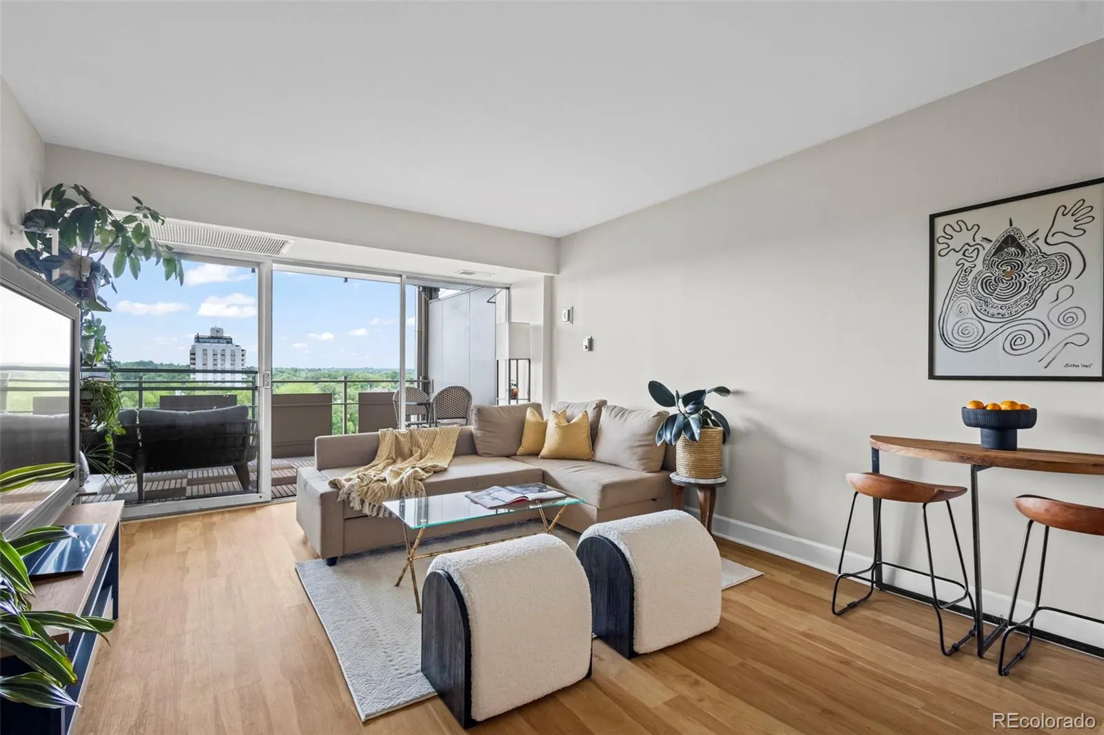 Lanai Condo