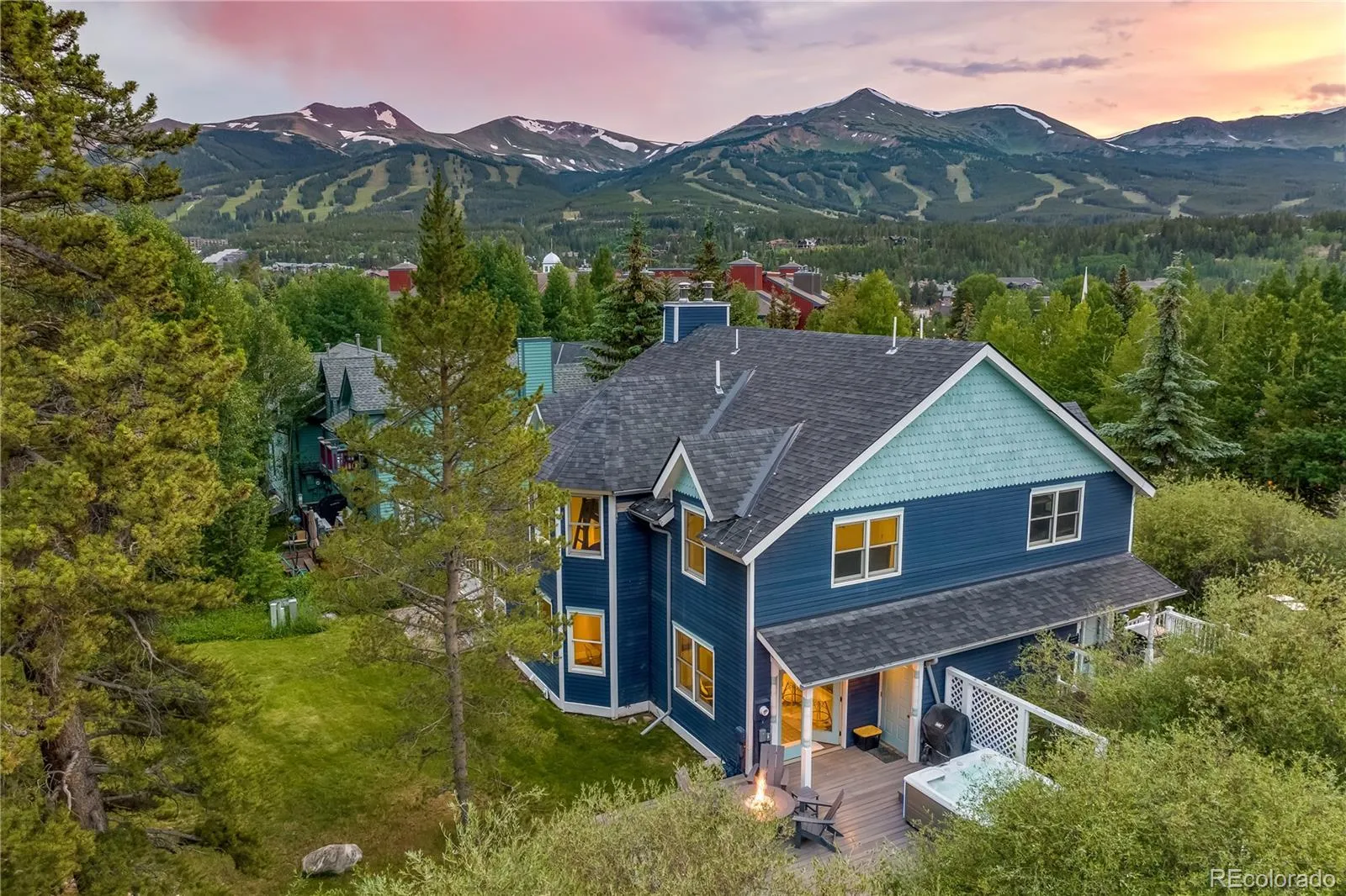 Wellington Square Townhomes