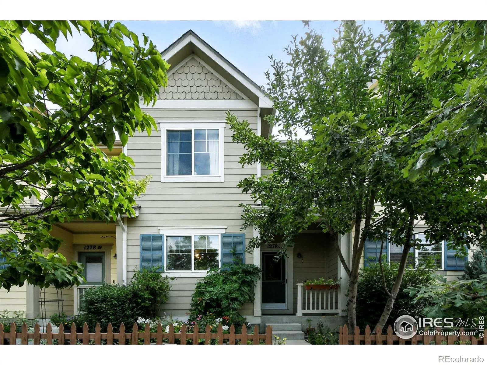 Blue Vista Condo Ph 6