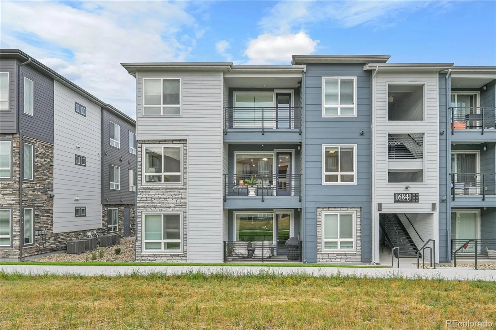 Stonegate Commons Condos