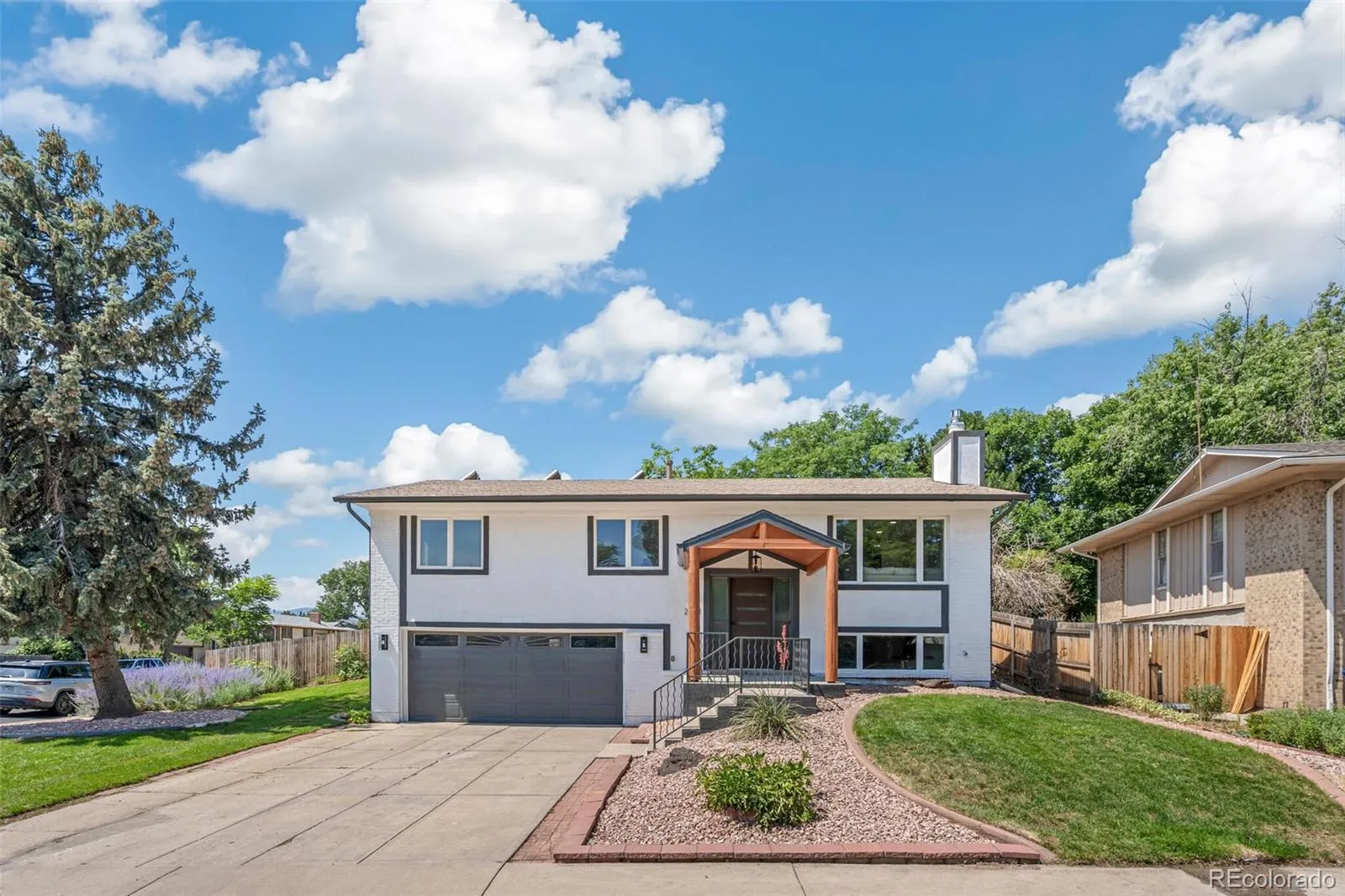 Hutchinsons Green Mountain Village Flg #33
