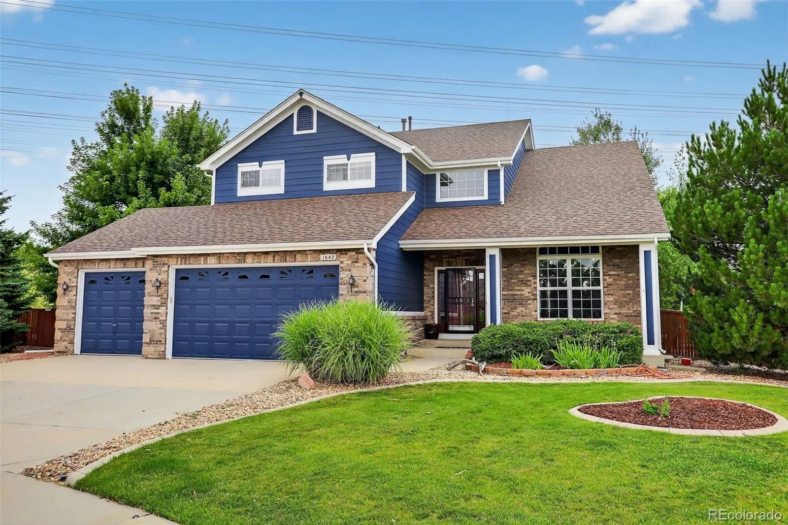 Sapphire Pointe
