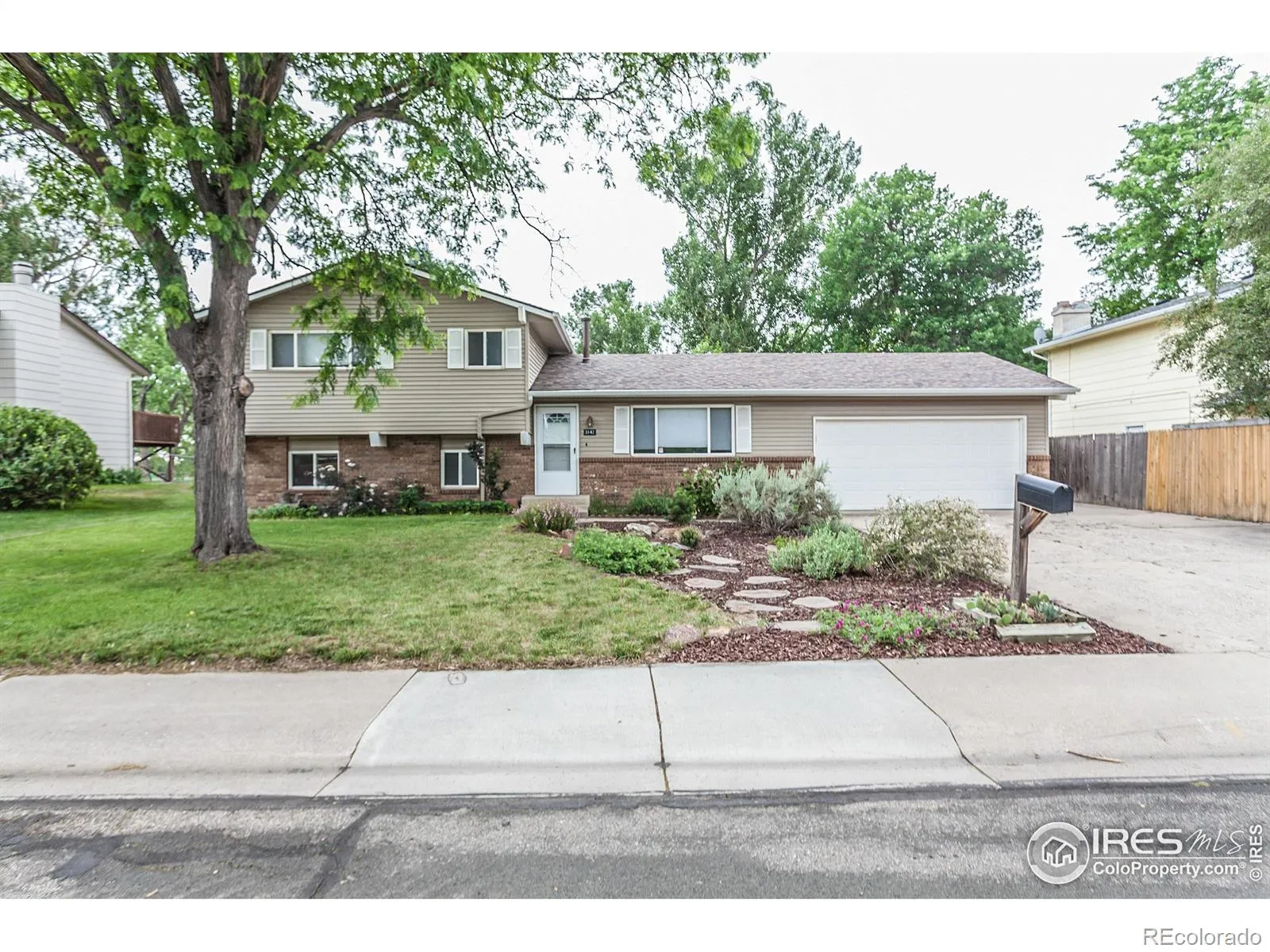 South Meadowlark Heights