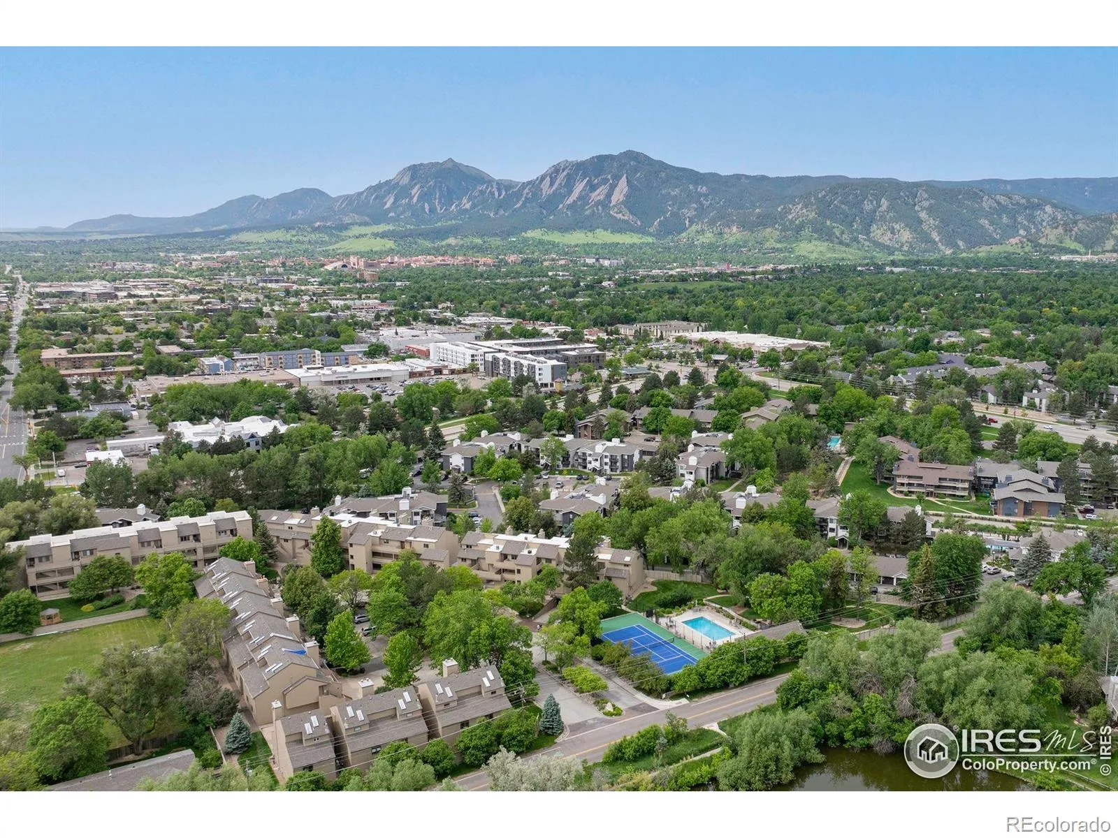 Kalmia Court Condos 1st Amd