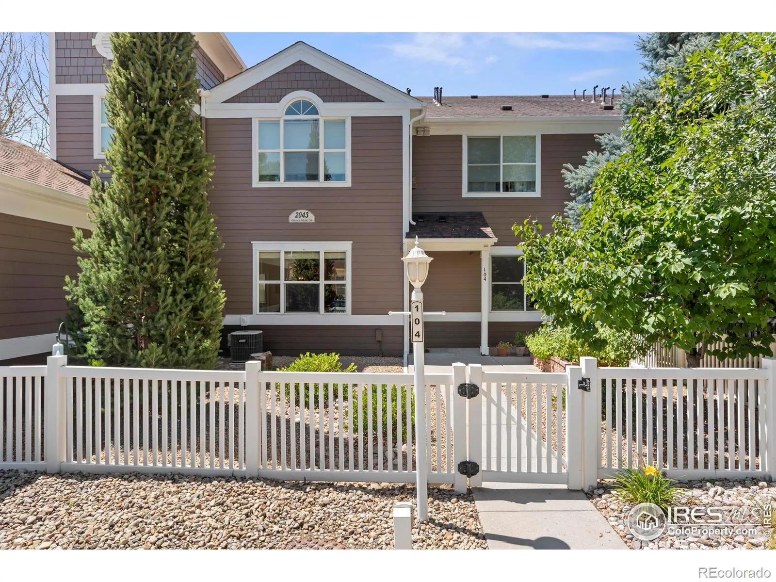 High Plains Village At Centerra Condos