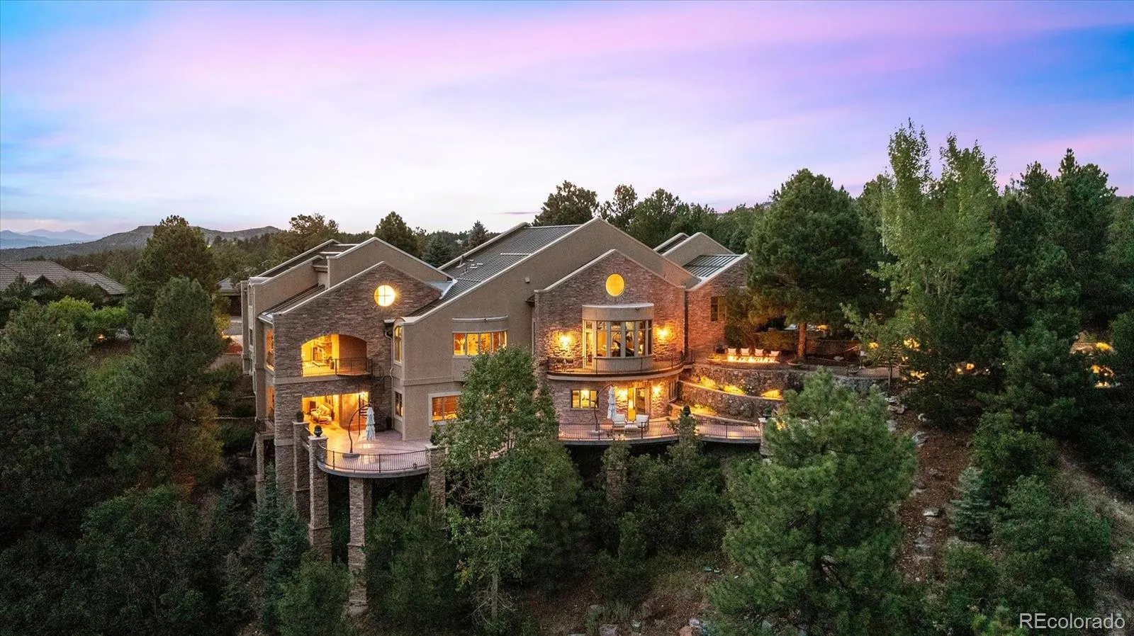 Castle Pines Village