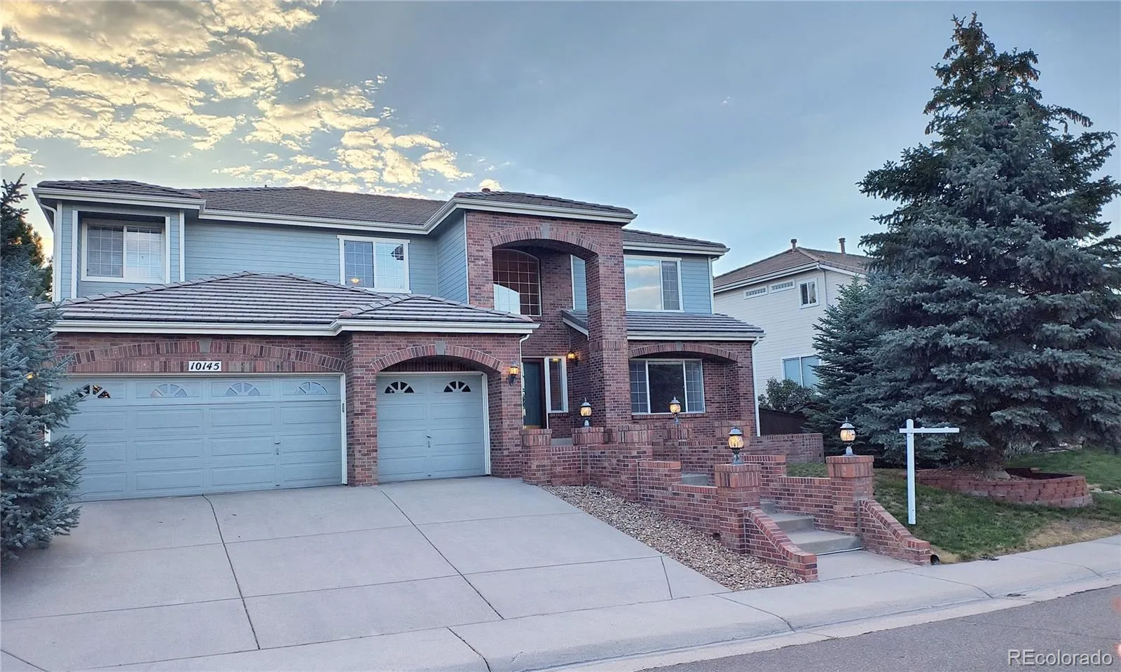 Kentley Hills