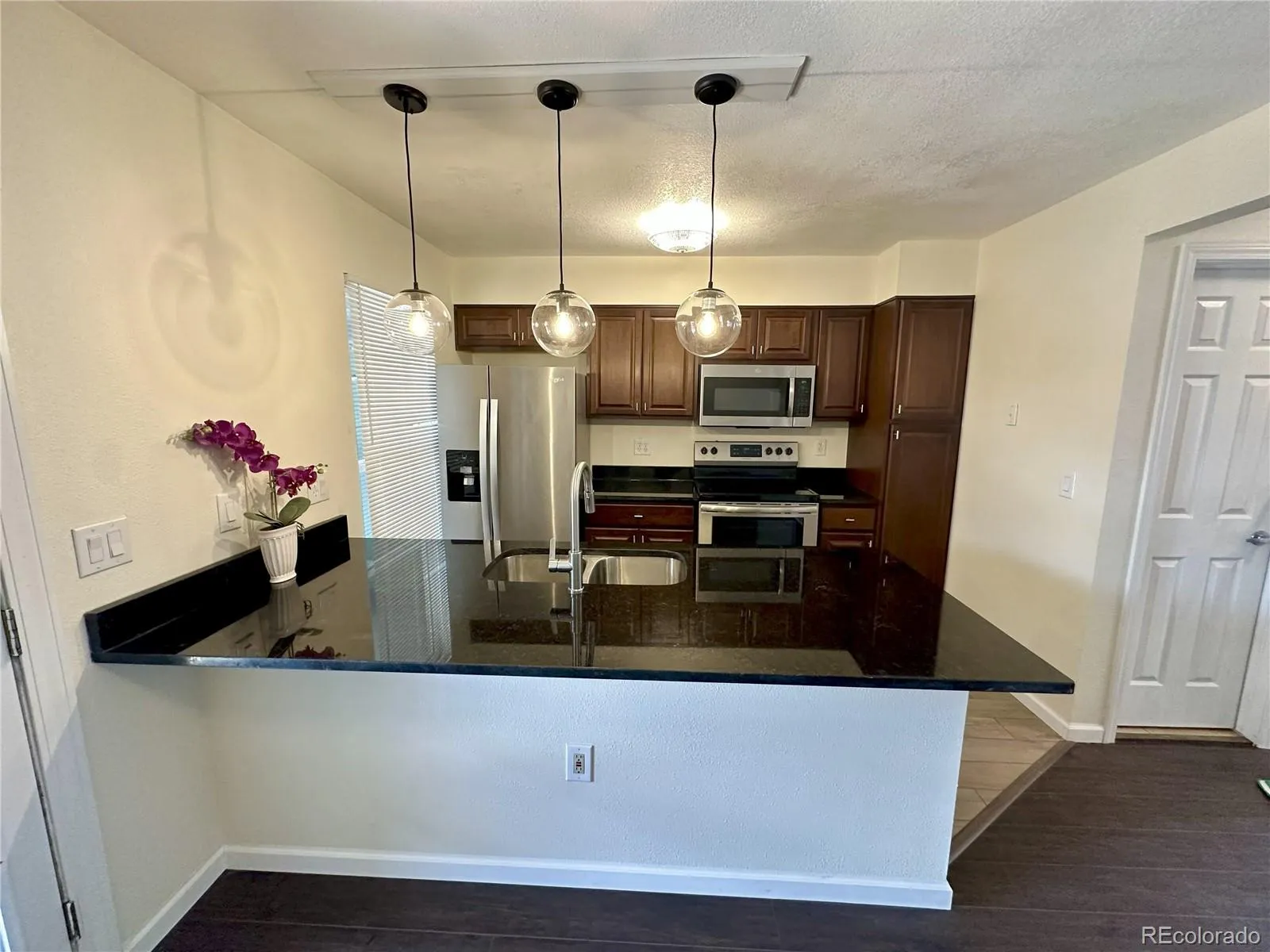 Apache Meadows Sub 1st Flg