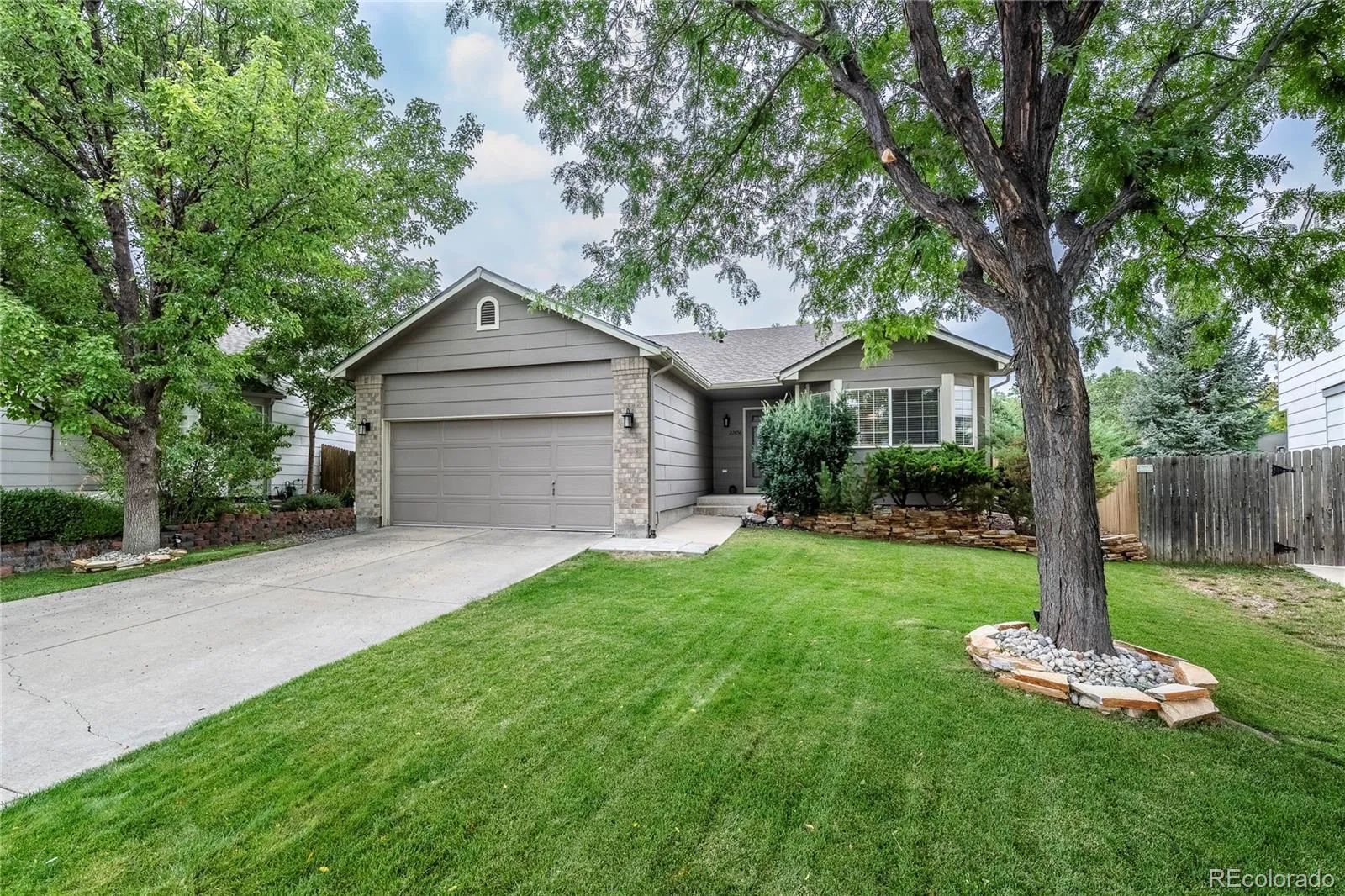 Saddle Rock Ridge