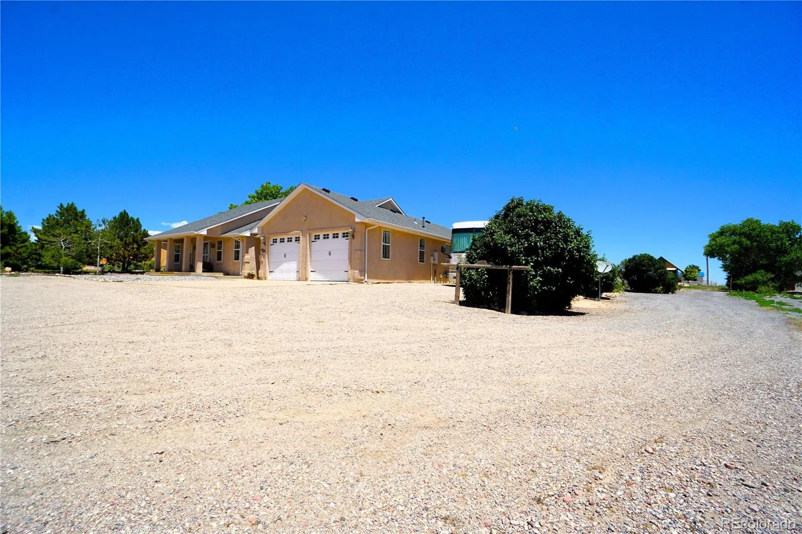 Pueblo West
