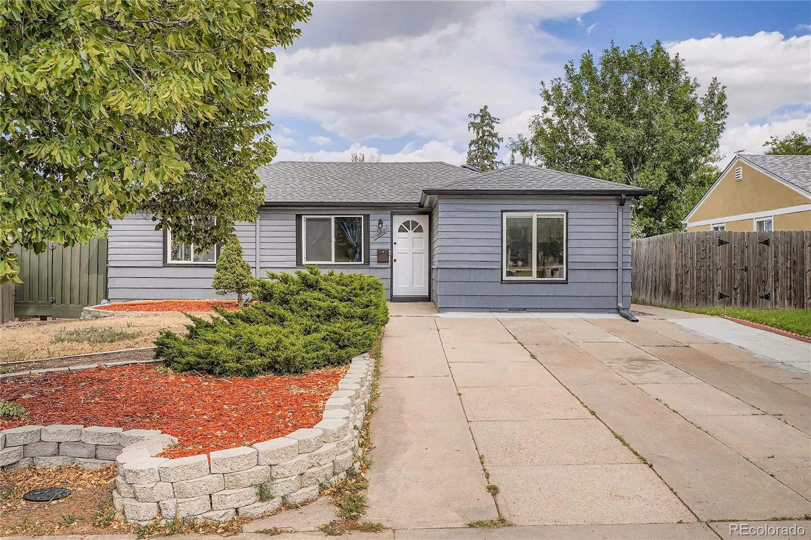 Colfax Villa
