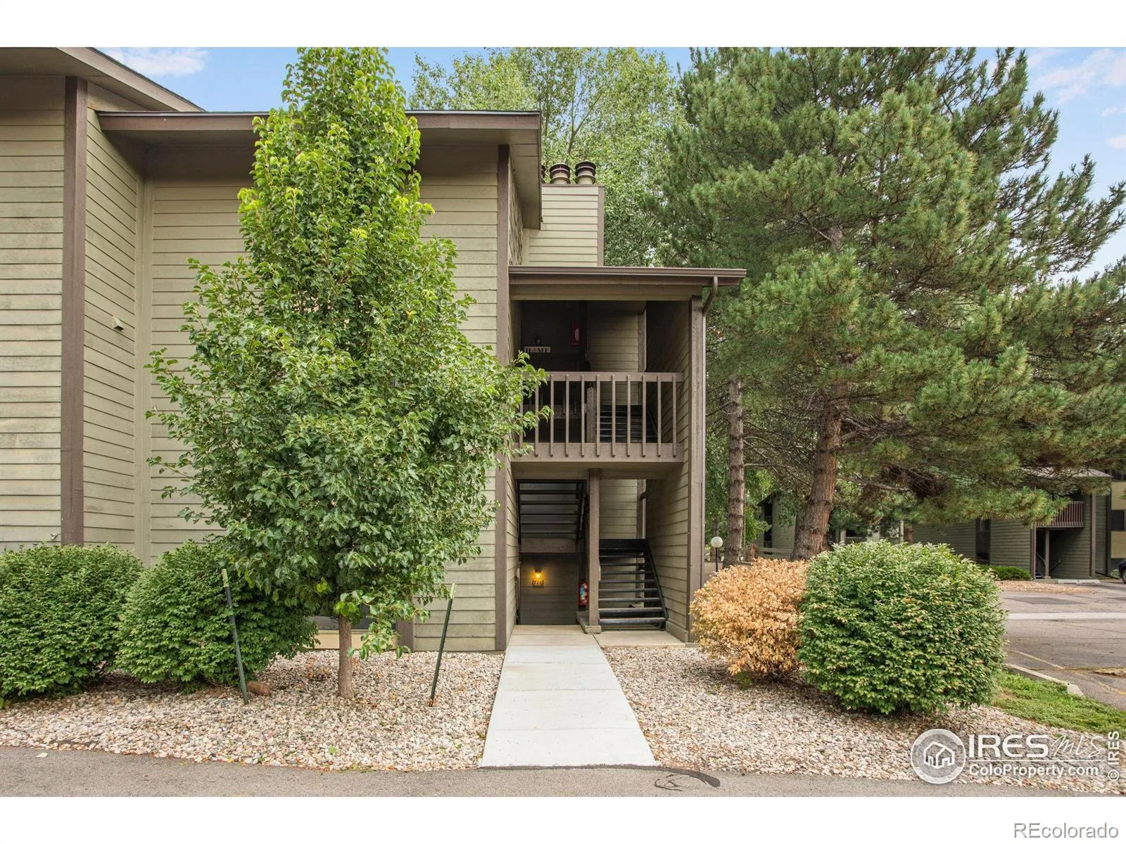 Mission Hills Condo