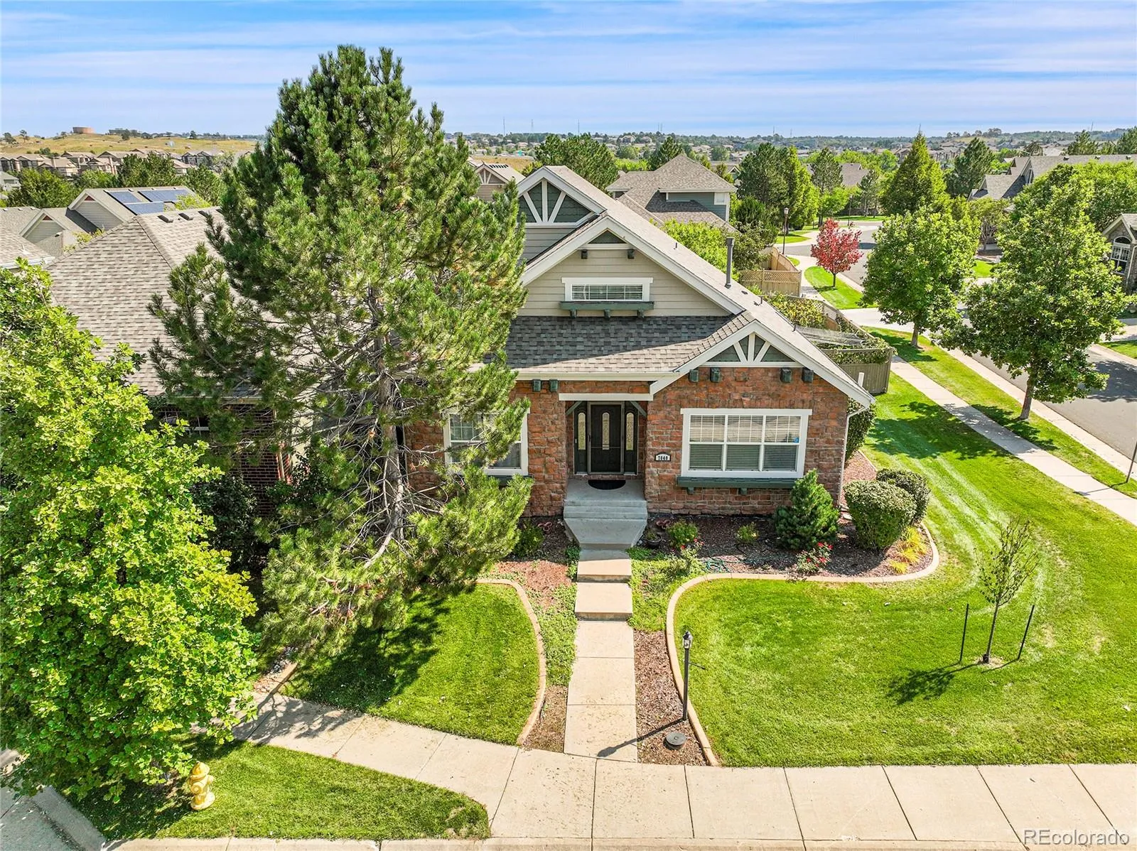 Saddle Rock East