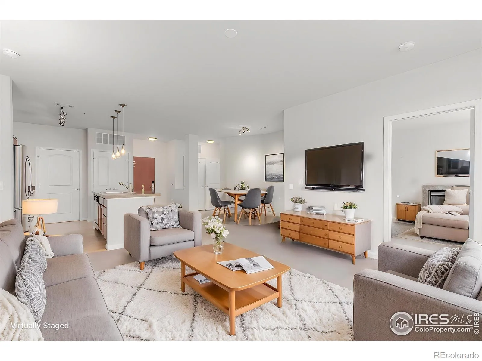 Vantage Pointe Lofts