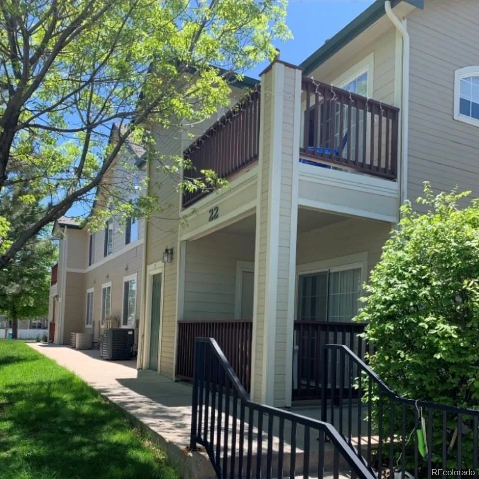 Saddle Ridge Condominiums