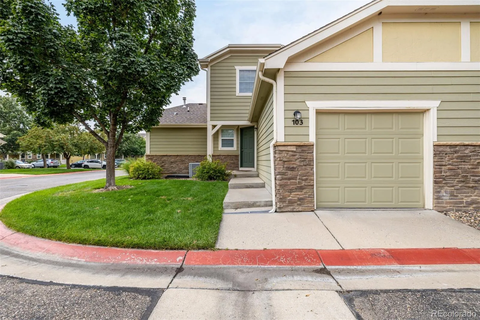 Peak View Condos 4th Supp