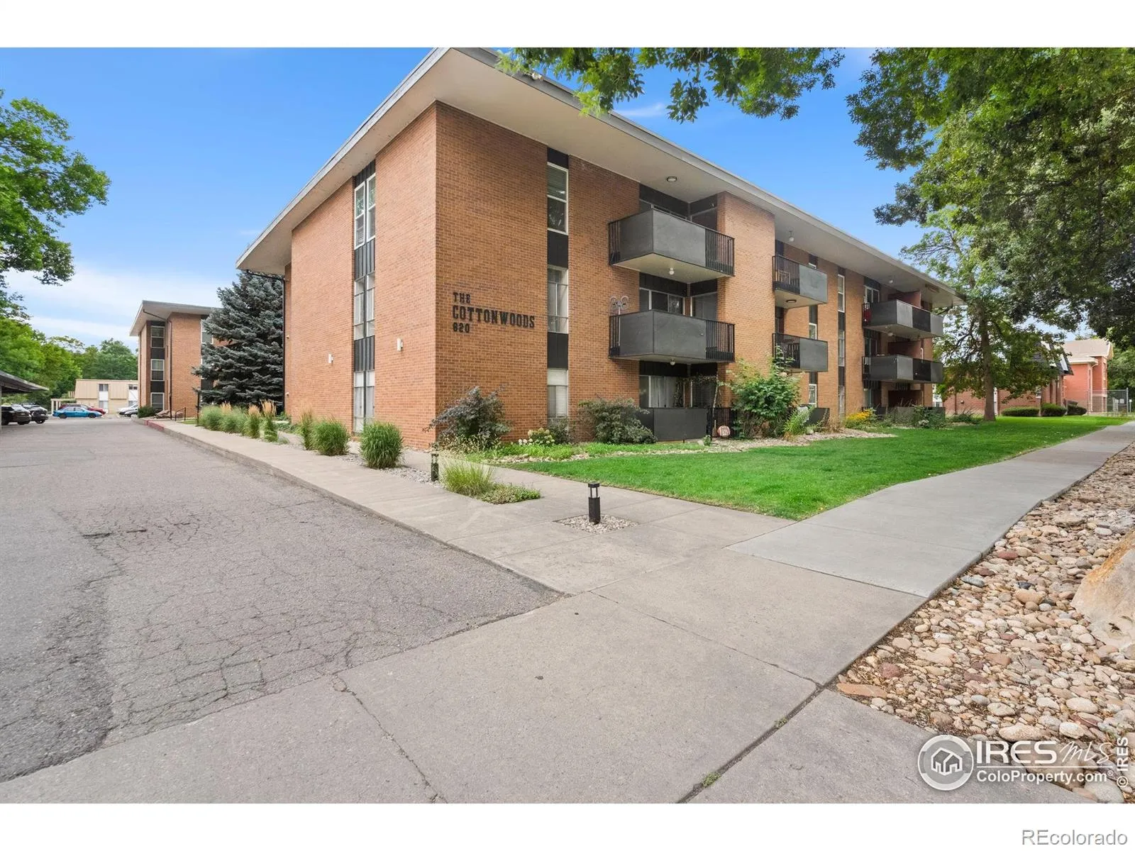 Cottonwood Condo