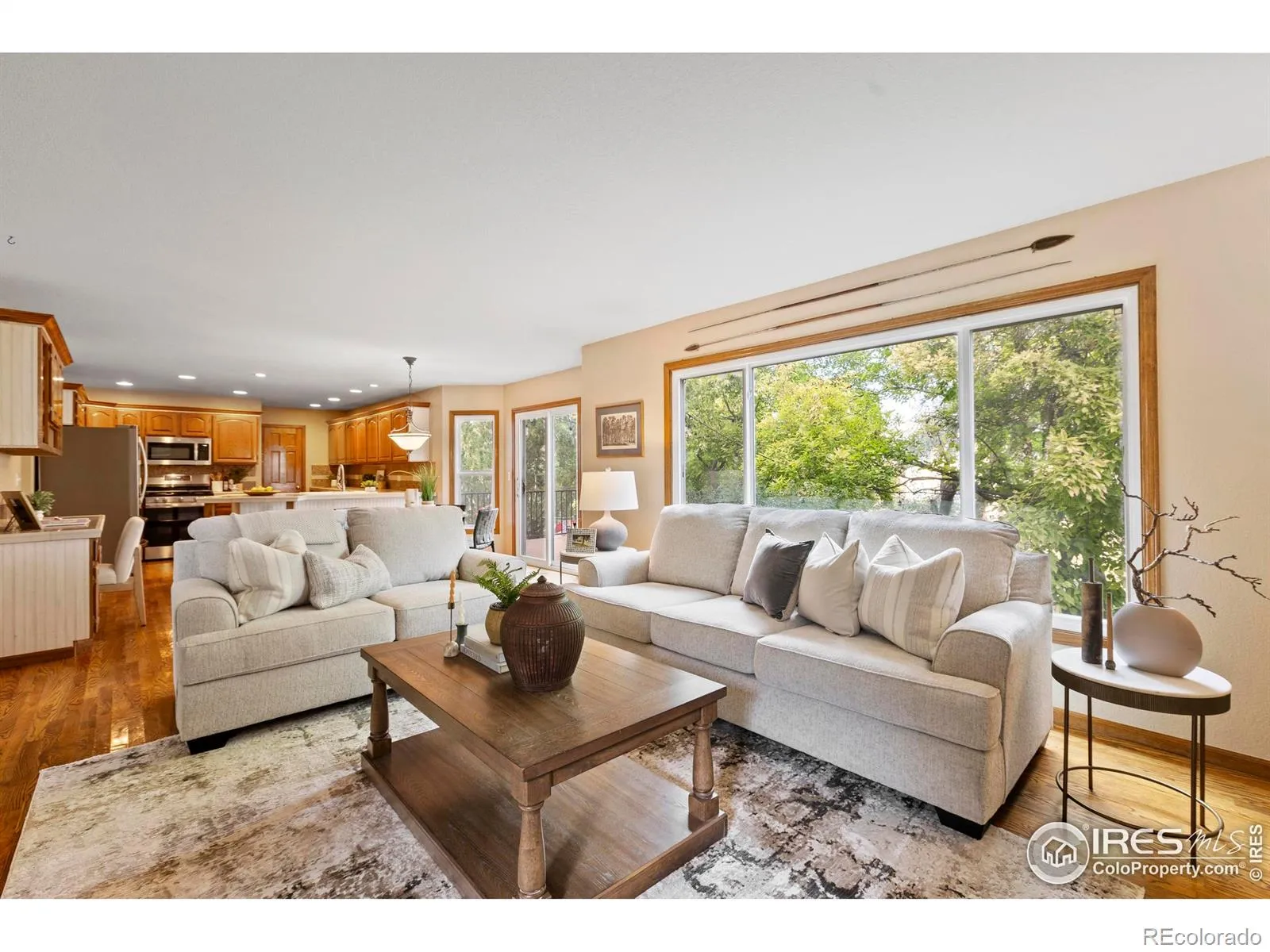 Lakes Place, Seven Lakes