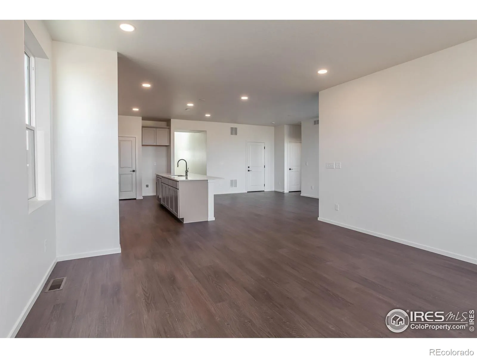 Drehle Sub (Trailside)