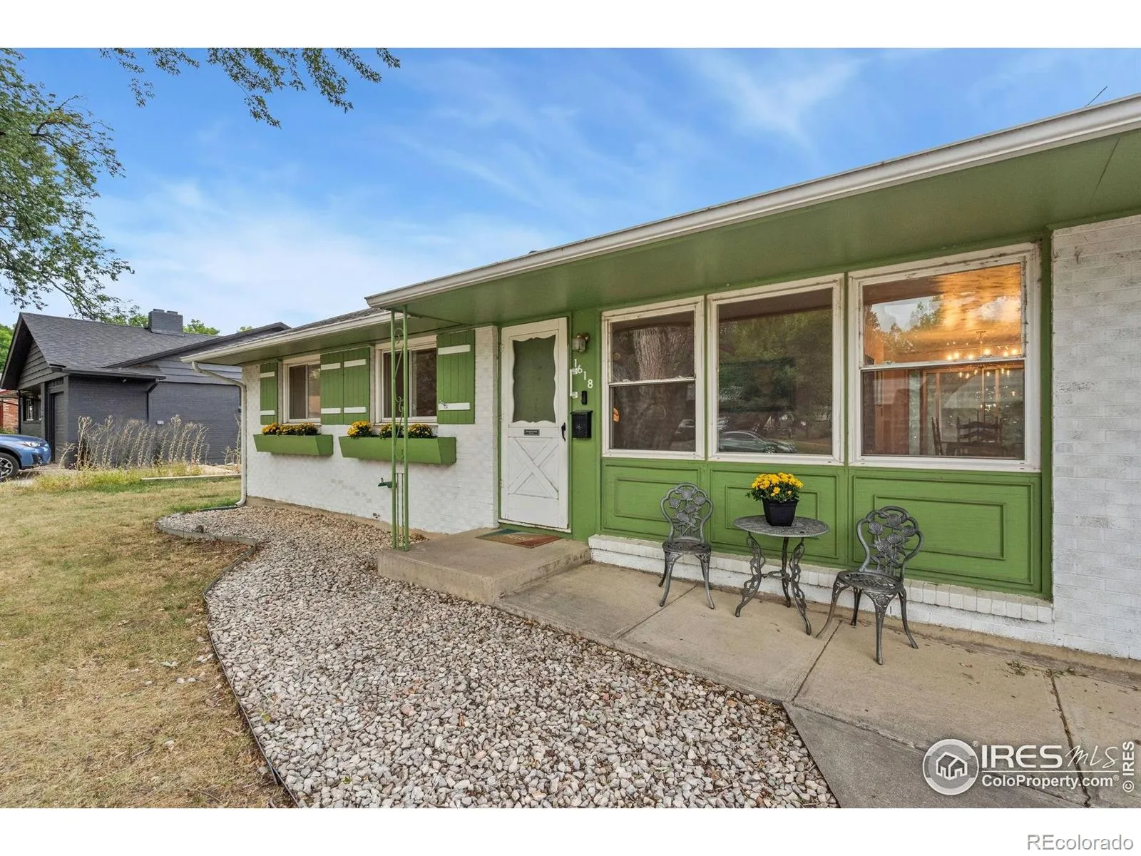 Silver Lake Add