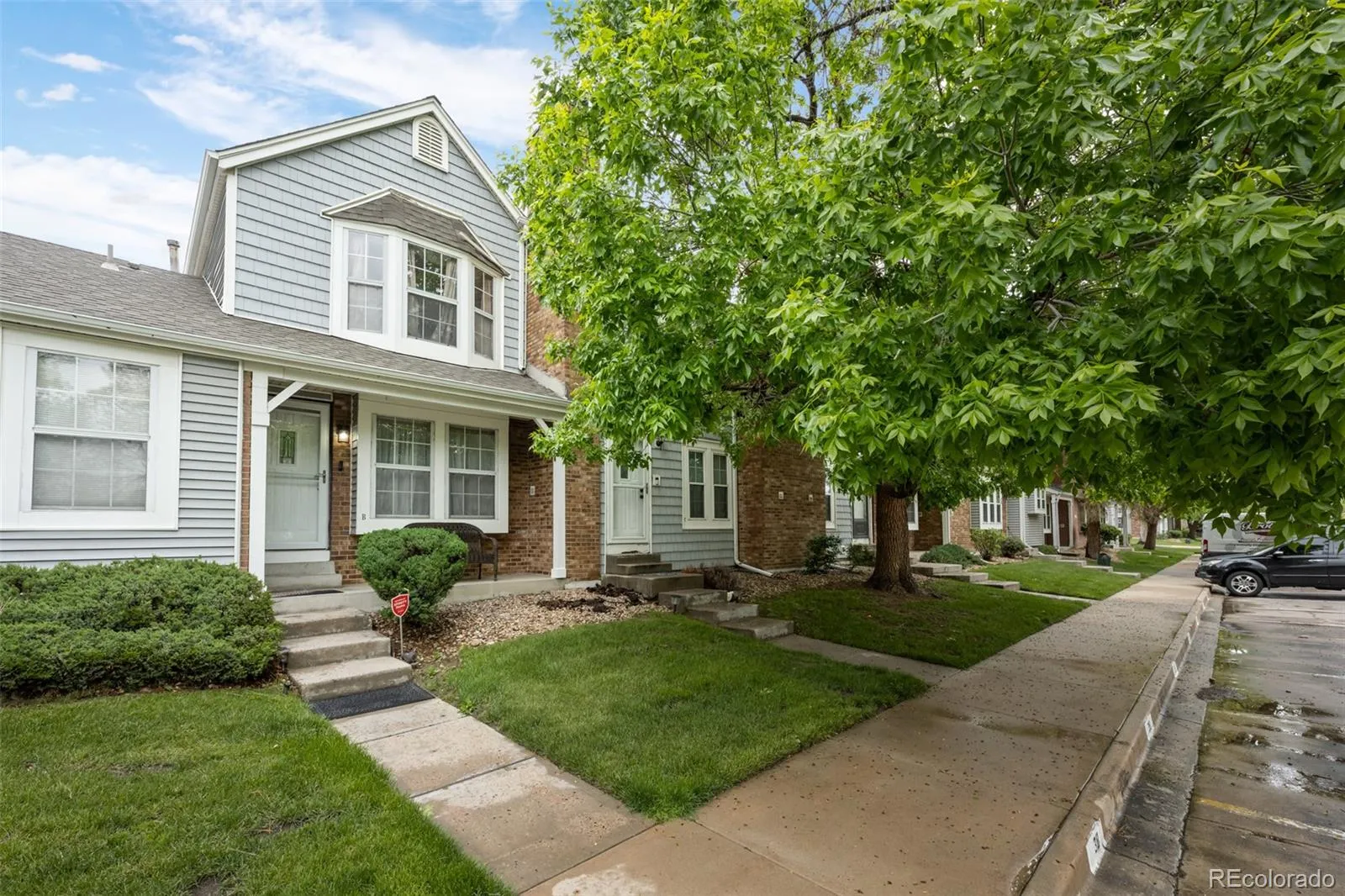 HILLCREST CONDOMINIUMS