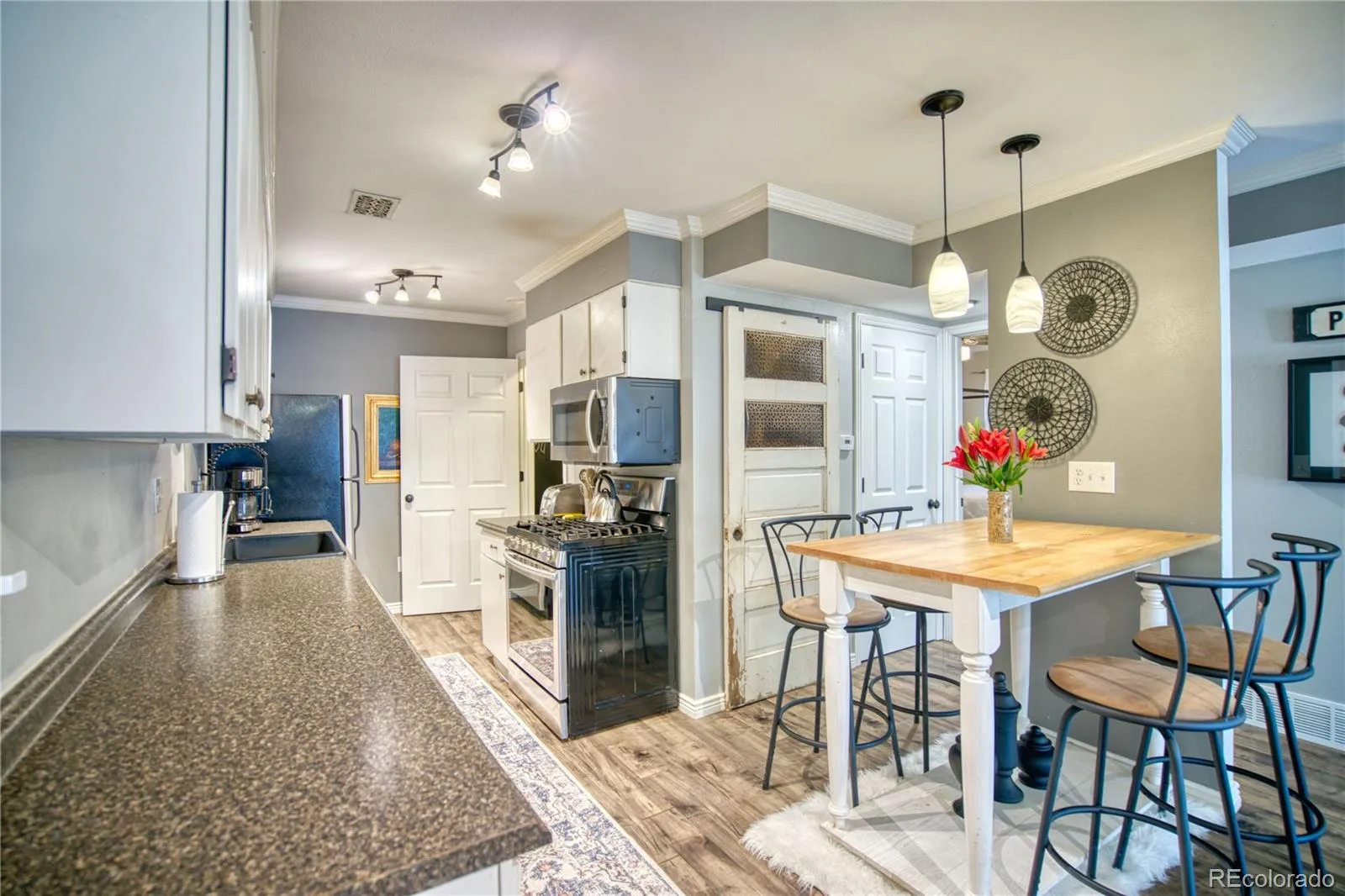 central square condos